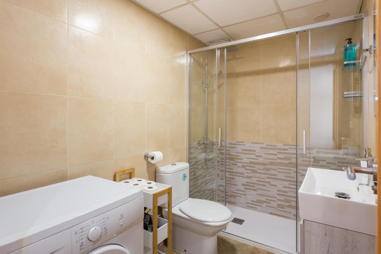 Apartamento Piso Familiar Cerca Del Centro, Ac Y Wifi Gratis Valencia Exterior foto