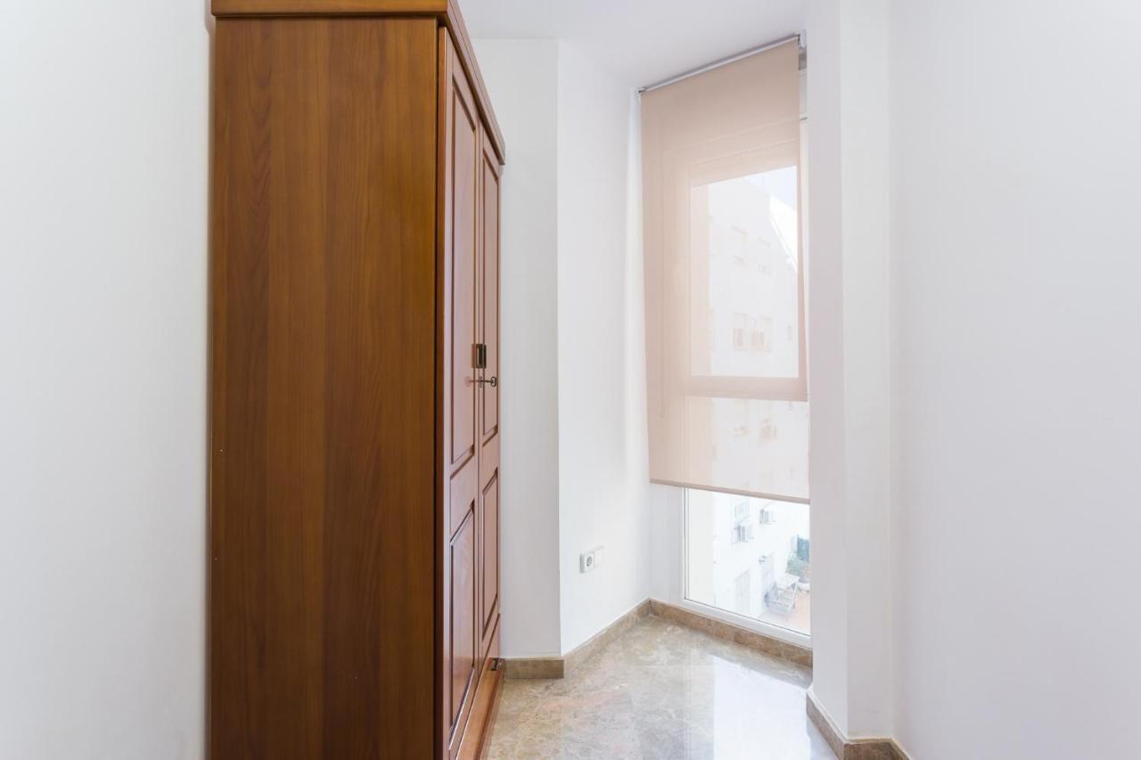 Apartamento Piso Familiar Cerca Del Centro, Ac Y Wifi Gratis Valencia Exterior foto