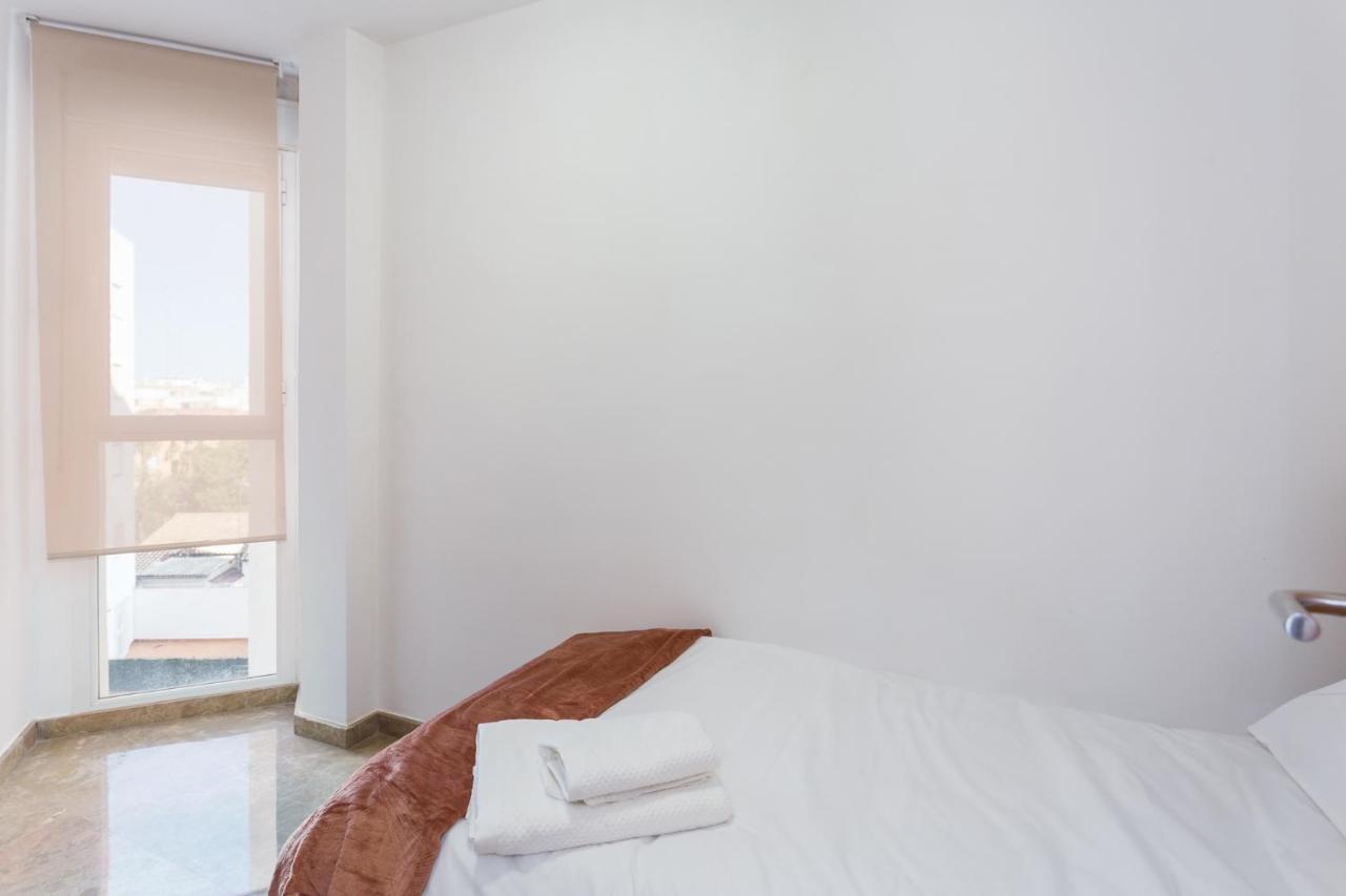 Apartamento Piso Familiar Cerca Del Centro, Ac Y Wifi Gratis Valencia Exterior foto