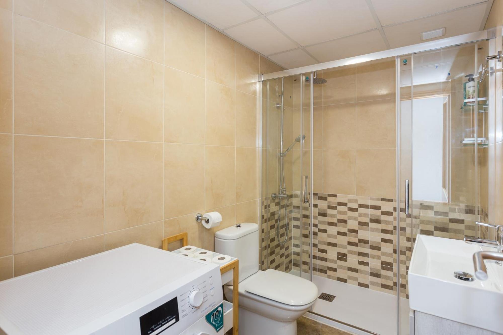 Apartamento Piso Familiar Cerca Del Centro, Ac Y Wifi Gratis Valencia Exterior foto