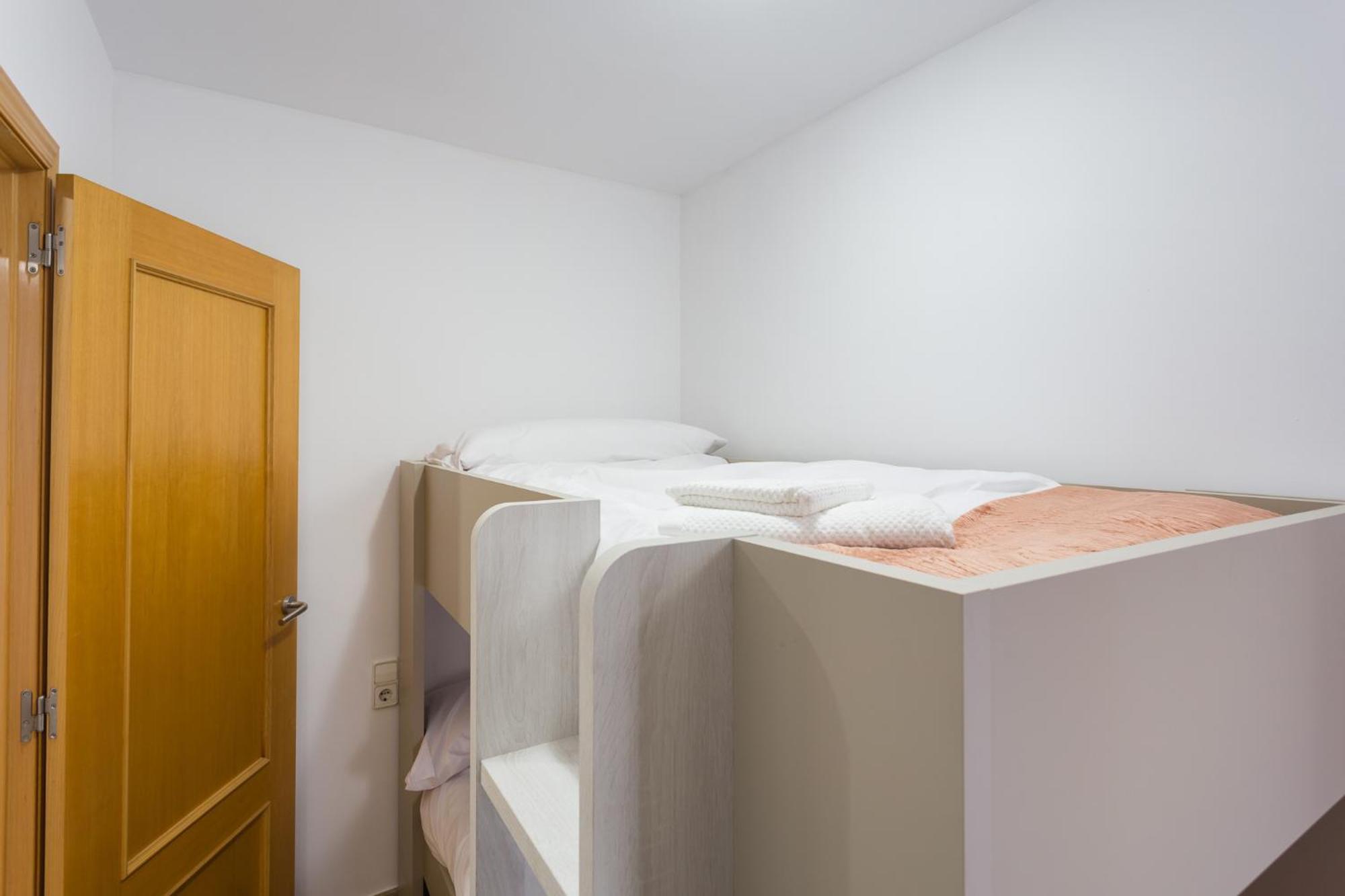 Apartamento Piso Familiar Cerca Del Centro, Ac Y Wifi Gratis Valencia Exterior foto